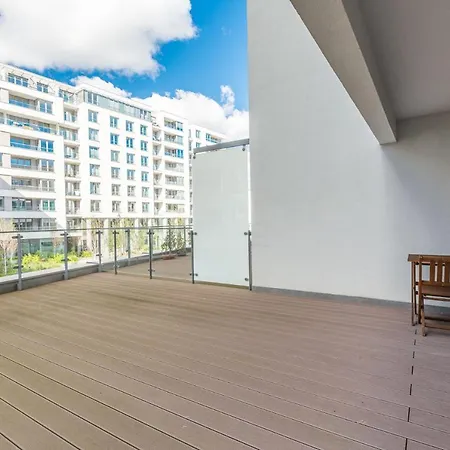 Apartament Na Placu Unii * グディニャ